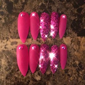 PRESS ON NAILS! Hot pink with Swarovski Crystals!